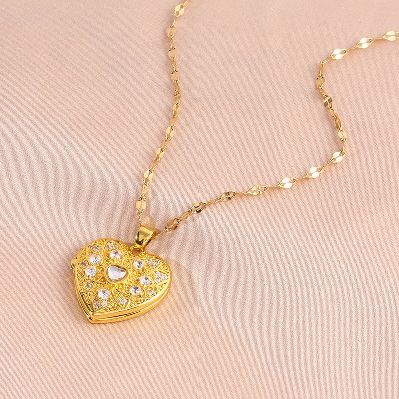 Loving Heart Zircon Openable Pendant Necklace