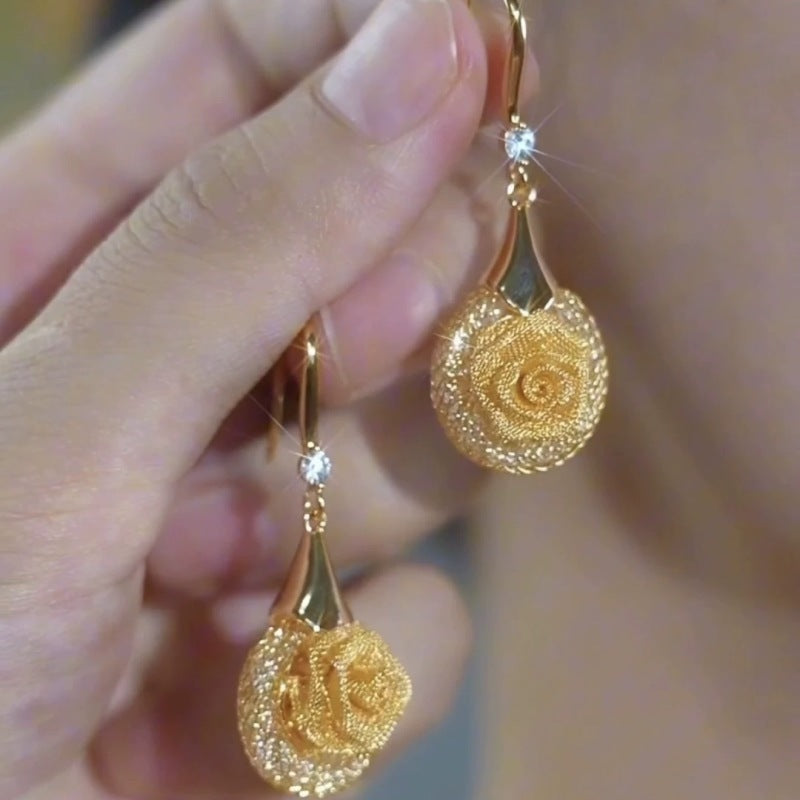 Diamond Round Grid Flower Pendant Earrings