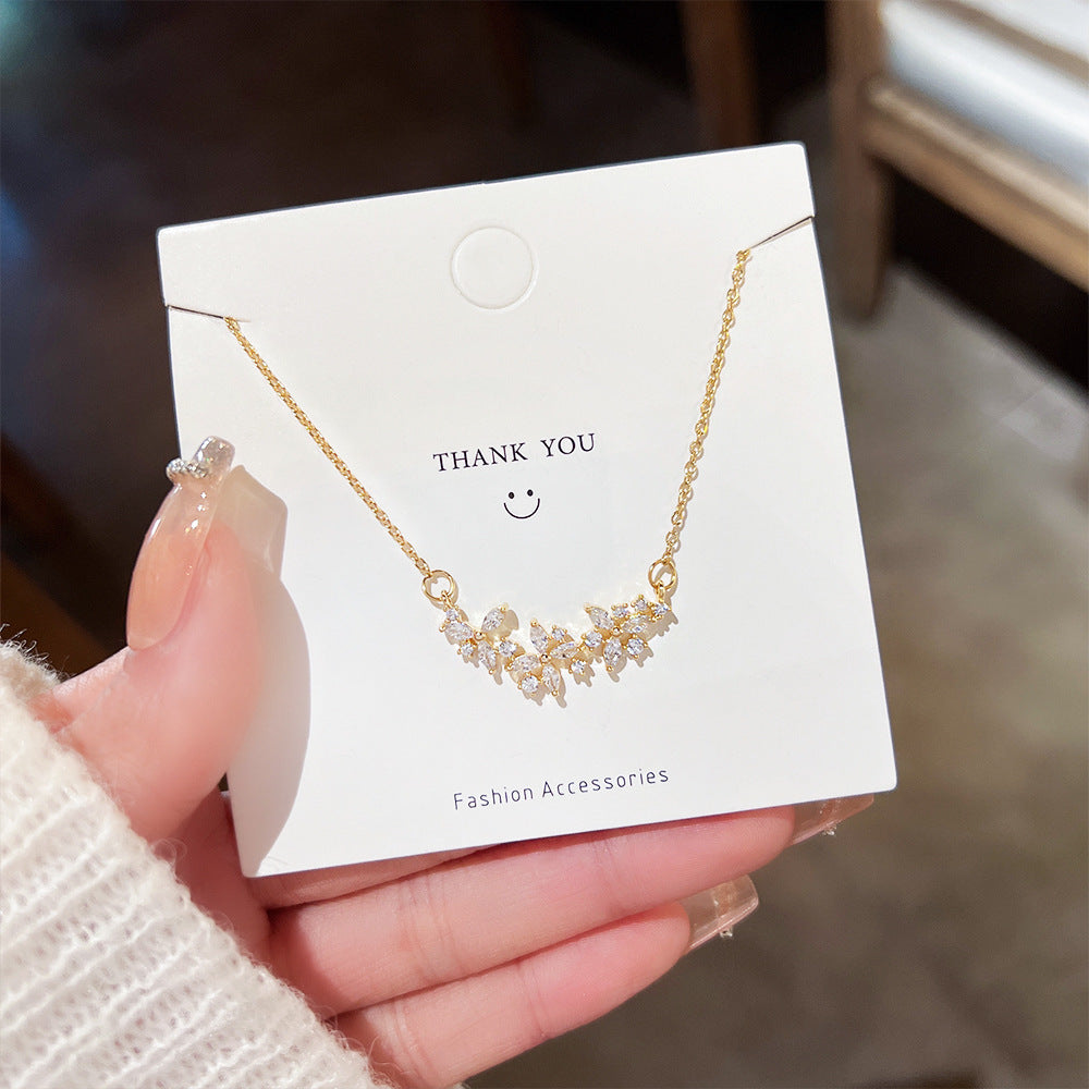 Simple Exquisite Petal Zircon Women's Necklace