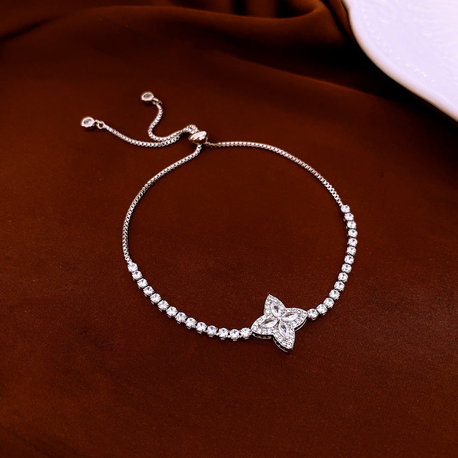 Elegant Zircon Four-petal Flower Bracelet