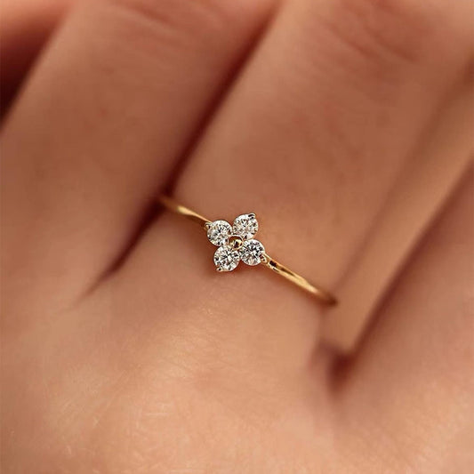 Entry Lux Style Four-leaf Clover Micro-inlaid Zircon Ring